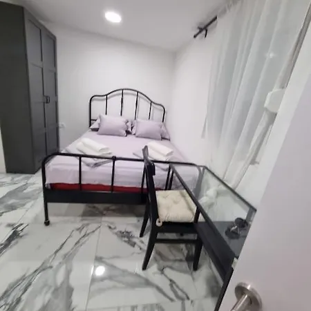 Enjoy The Silence In Old Private Penthouse Apartamento *
