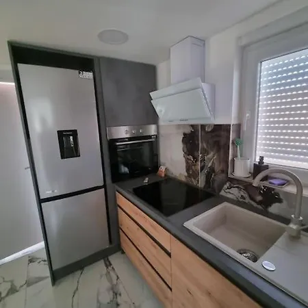 Apartamento Enjoy The Silence In Old Private Penthouse