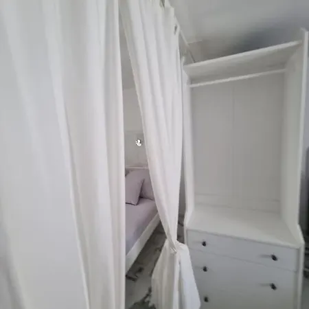 Apartamento Enjoy The Silence In Old Private Penthouse *