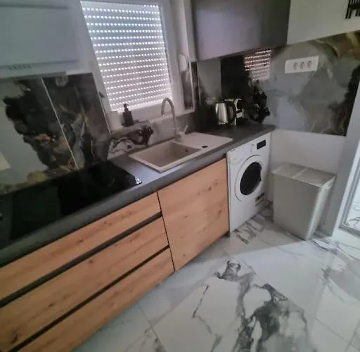 Apartman Enjoy The Silence In Old Private Penthouse *