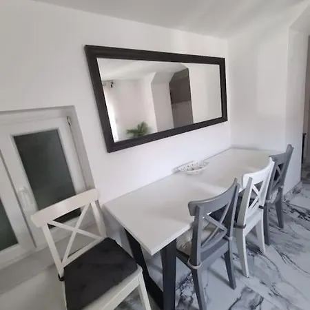 Apartment Enjoy The Silence In Old Private Penthouse