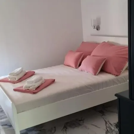 Apartment Enjoy The Silence In Old Private Penthouse *