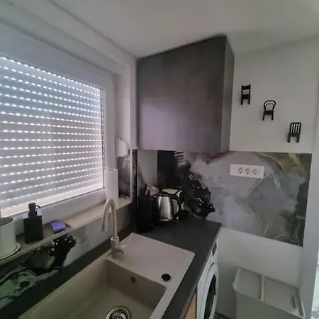 Enjoy The Silence In Old Private Penthouse 자다르