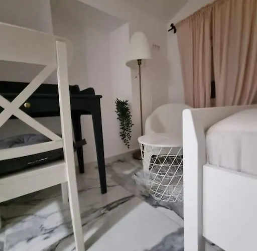 公寓 Enjoy The Silence In Old Private Penthouse 扎达尔