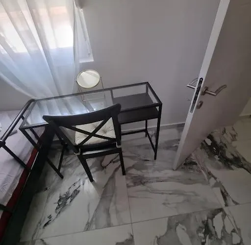 Enjoy The Silence In Old Private Penthouse 扎达尔