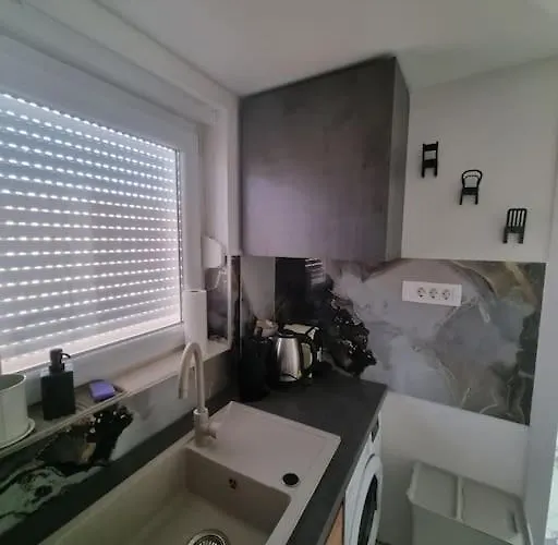 Enjoy The Silence In Old Private Penthouse 扎达尔